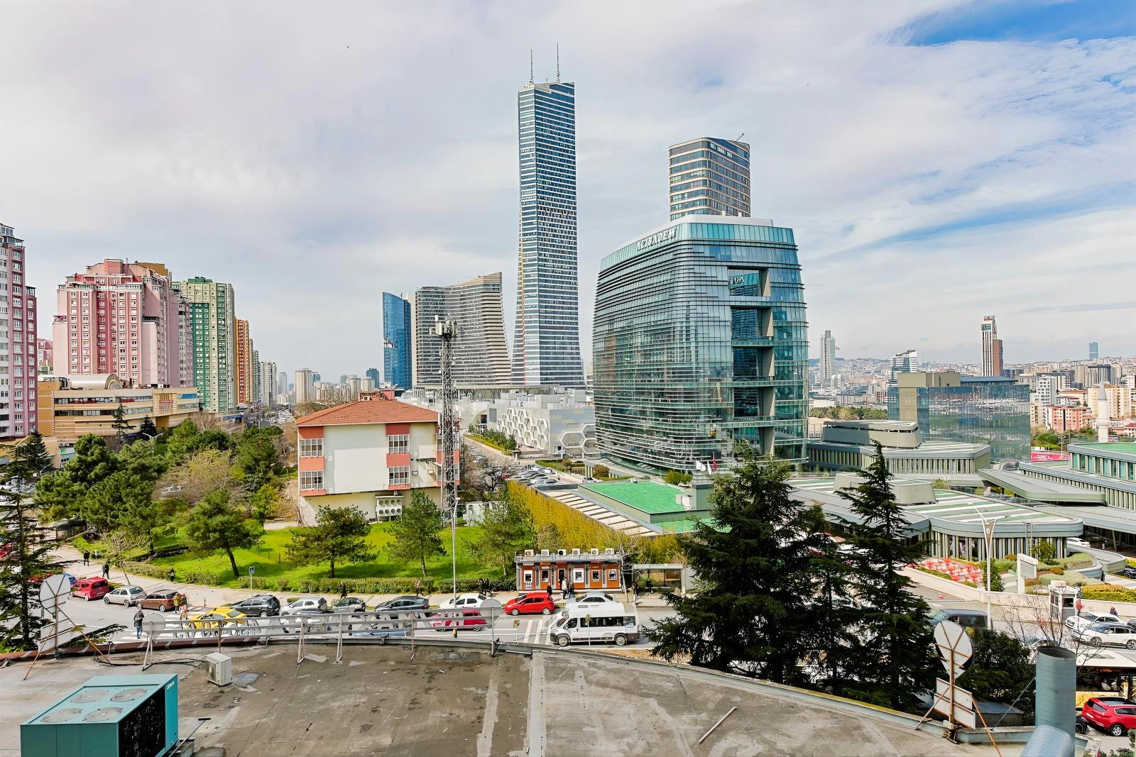 Ataşehir Gardenya Residence 7/1 Satılık 3+1 Daire