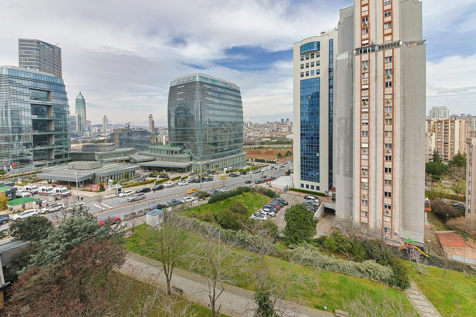 Ataşehir Gardenya Residence 7/1 Satılık 3+1 Daire
